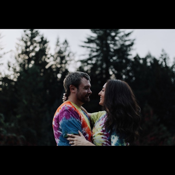 Meet Your Posher ✨ Erika - Picture 2 of 3